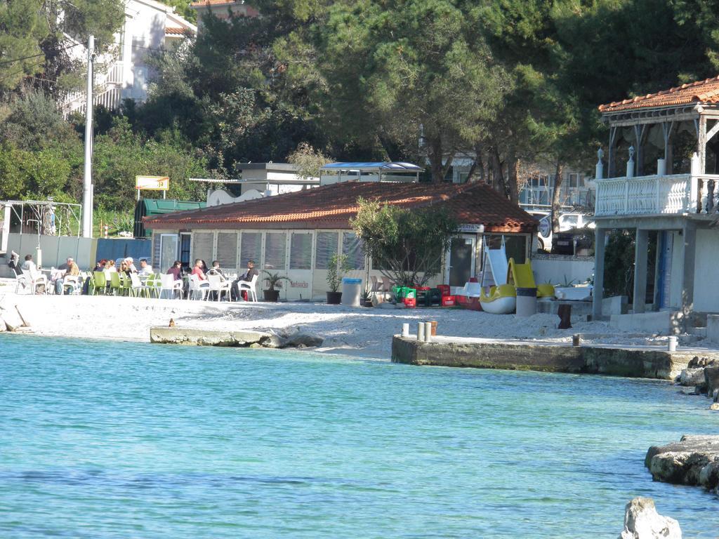 Apartment Adria Trogir Exterior foto